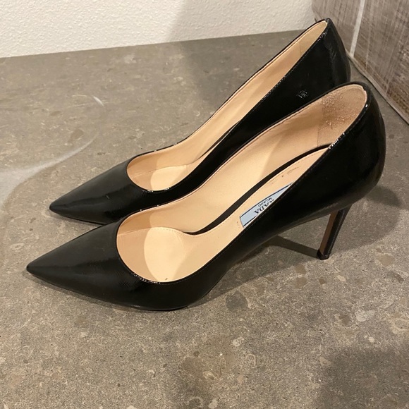 Prada Heels - Picture 2 of 7